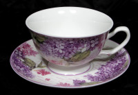 Filiżanka porcelanowa Bzy